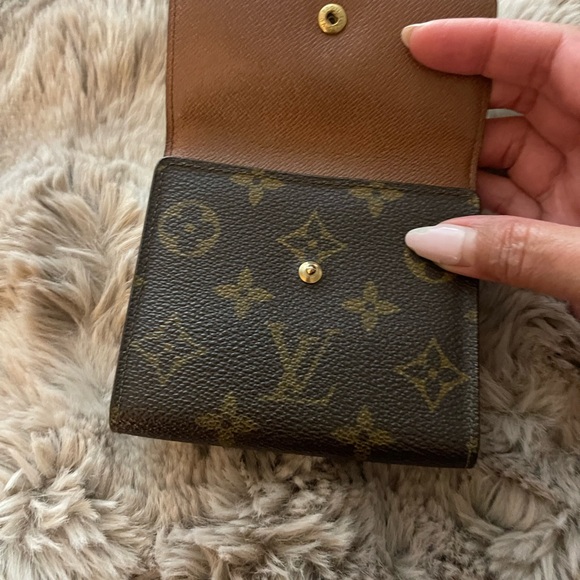 Brown Monogram LV Wallet - Picture 2 of 11